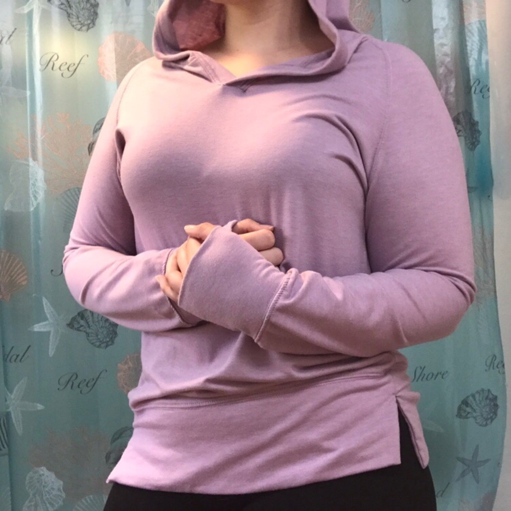 Light purple hoodie/T-Shirt